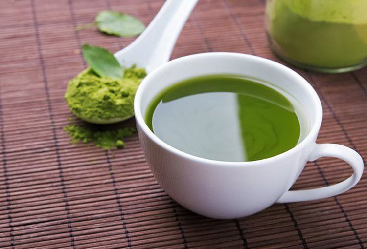 Hướng dẫn cách uống bột trà xanh giúp giảm cân